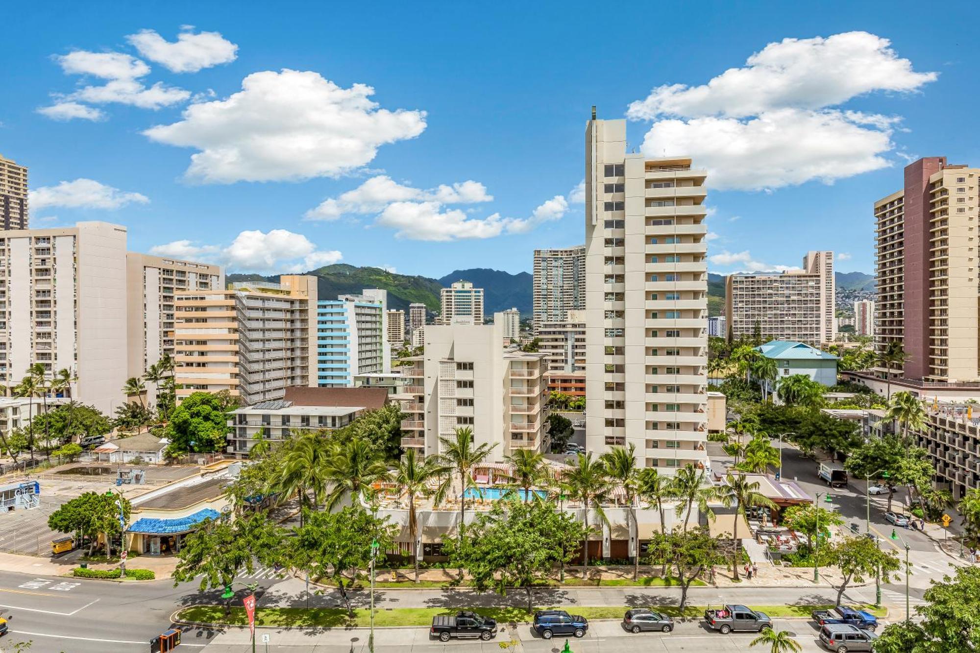 Luana Waikiki Hotel & Suites Гонолулу Экстерьер фото