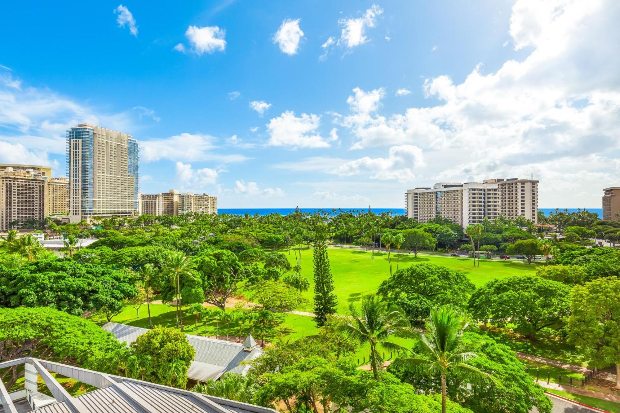 Luana Waikiki Hotel & Suites Гонолулу Экстерьер фото