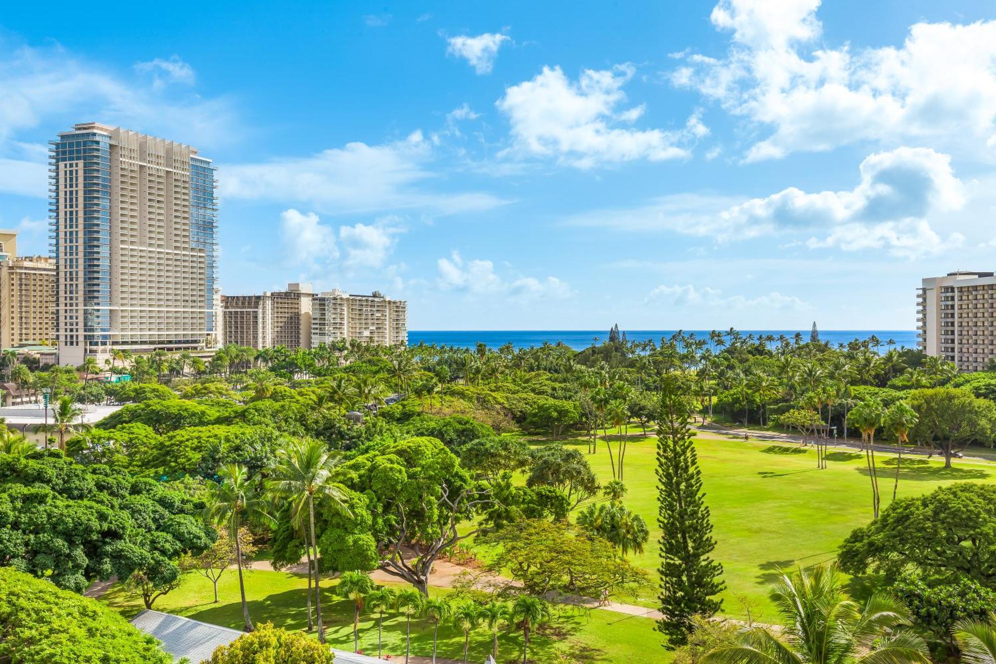 Luana Waikiki Hotel & Suites Гонолулу Экстерьер фото